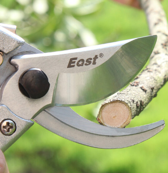 Electric branch scissors-Make Your Gardening Work Easy